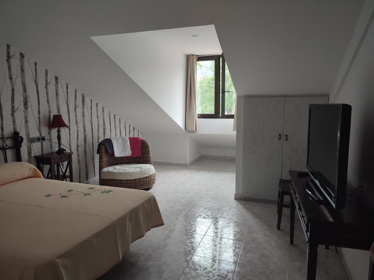 Hotel Pisuerga Proaza Buitenkant foto